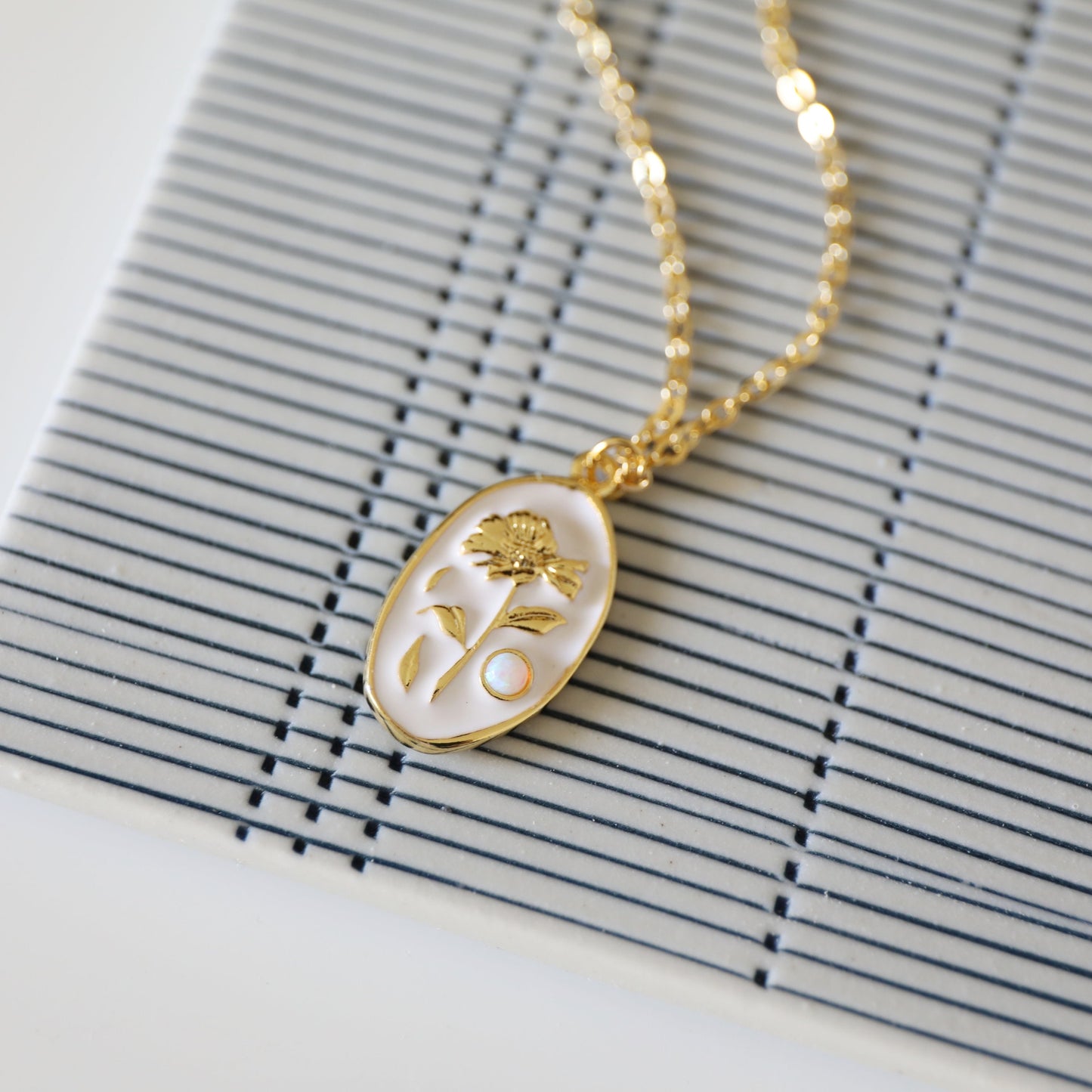 Flower Pendant Necklace, White Enamel Opal Stone Flower Necklace, Flower Opal Necklace, Gift for Best Friends,Bridesmaid Gift,Birthday Gift