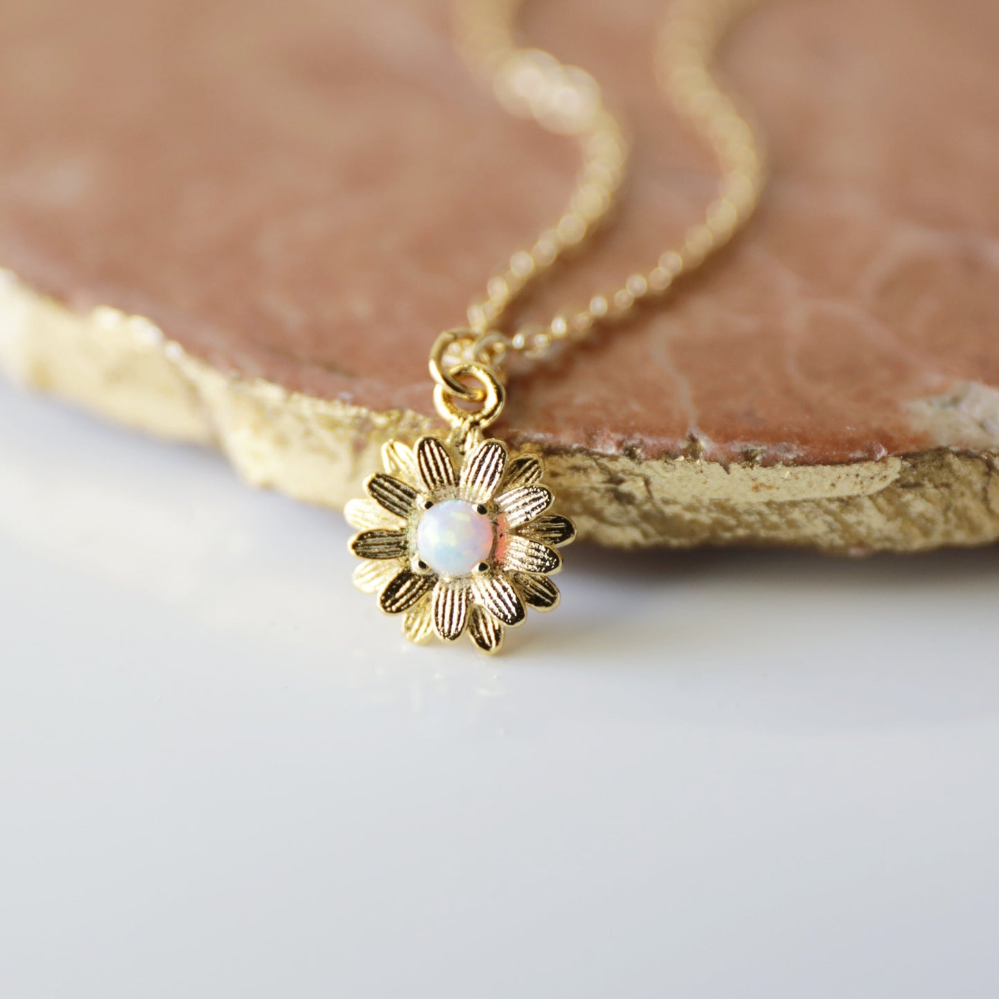 Dainty Gold Flower with White Opal Stone Necklace, Flower Opal Necklace, Gift for Best Friends, Bridesmaid Gift, Birthday Gift