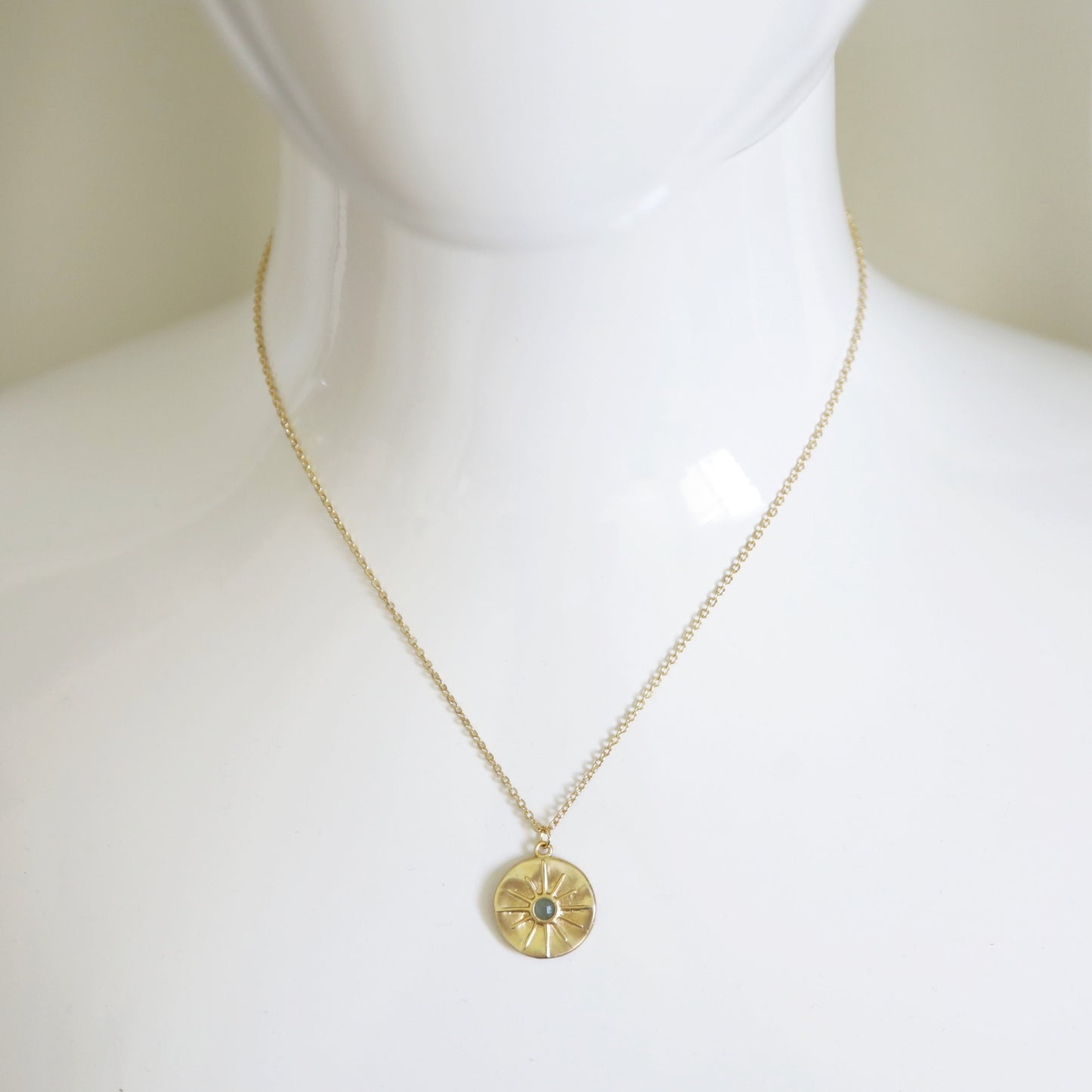 Green Aventurine Stone Star Round Charm Necklace